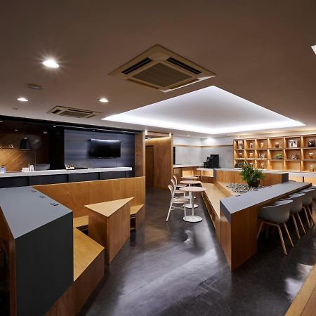Hotel Etwas Tenjin Fukuoka  Bagian luar foto