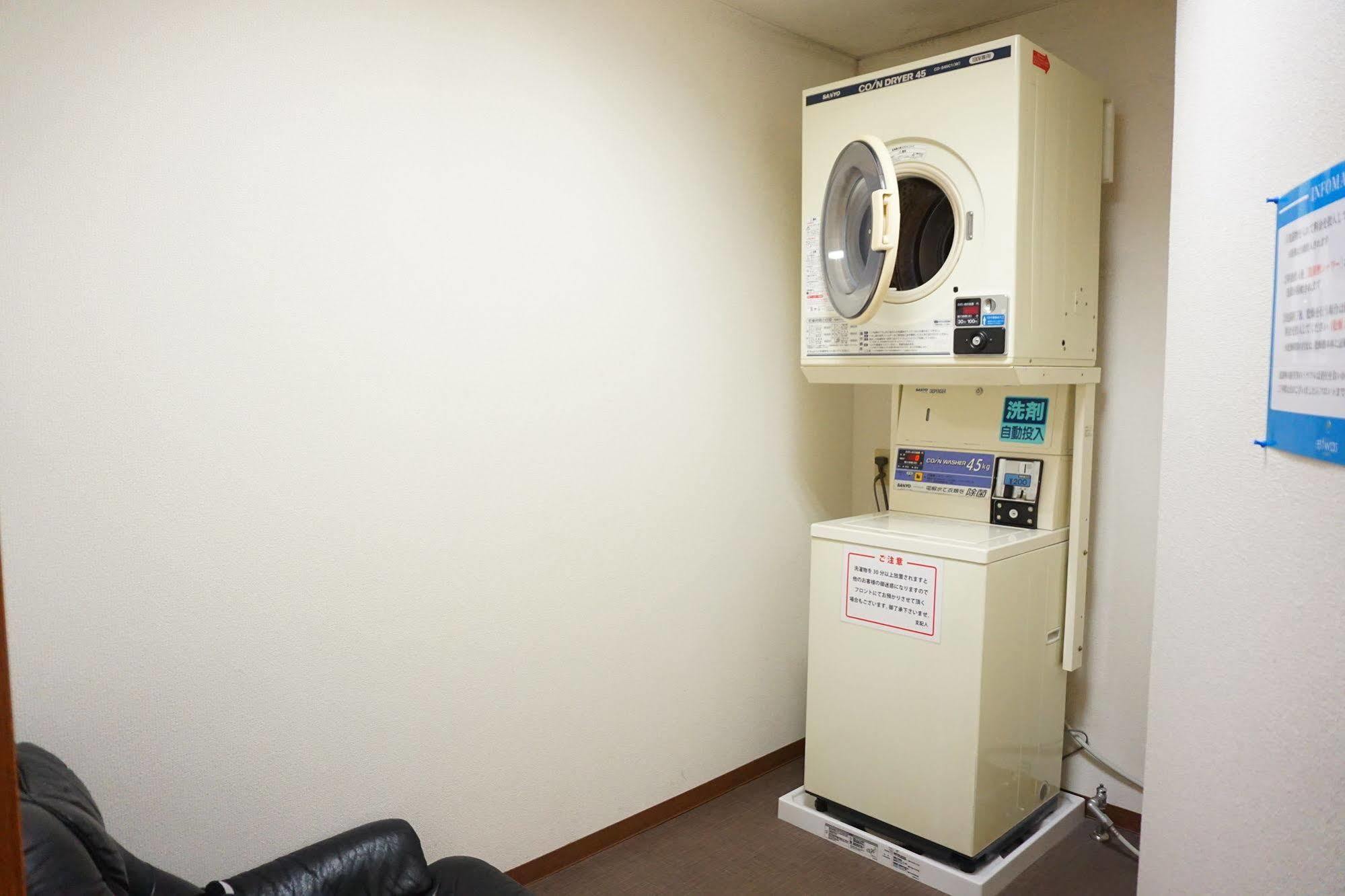 Hotel Etwas Tenjin Fukuoka  Bagian luar foto