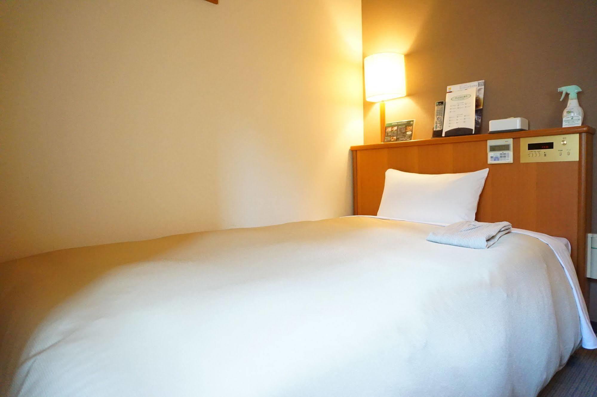Hotel Etwas Tenjin Fukuoka  Bagian luar foto