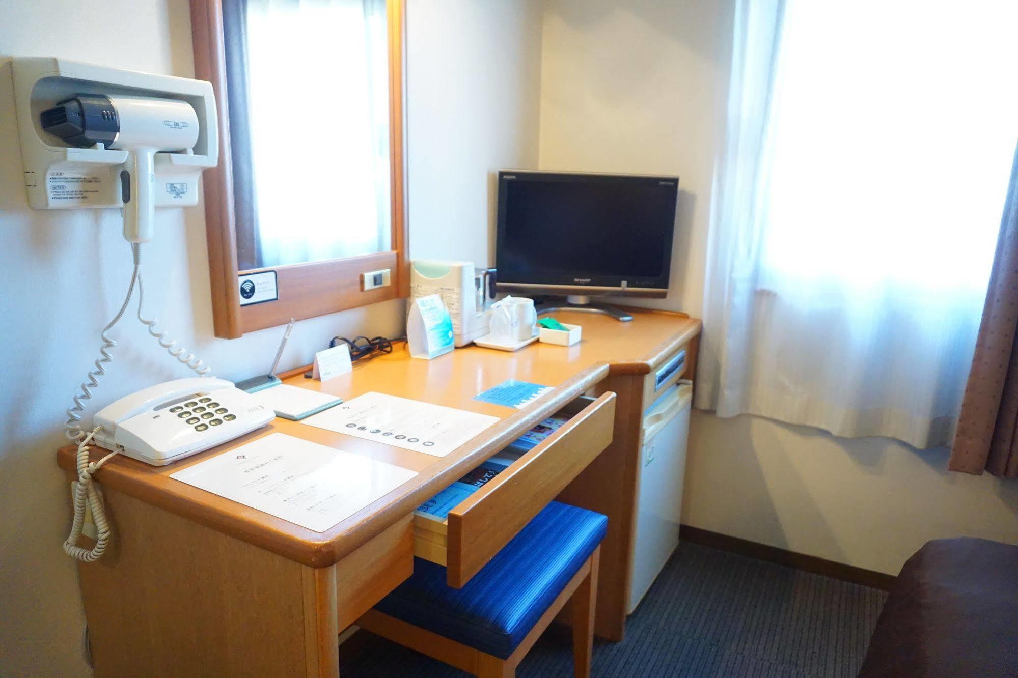 Hotel Etwas Tenjin Fukuoka  Bagian luar foto